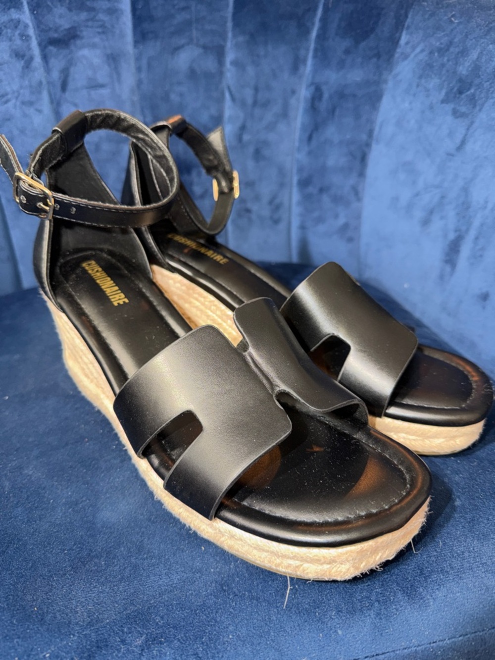Cushionaire Women's Black Espadrille Wedge Sandals with Ankle Strap Size 10